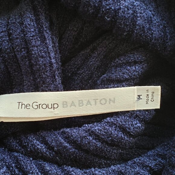 Aritzia Babaton Group Cozy Chenille Oversized Turtleneck Navy Blue Size M - Picture 8 of 16